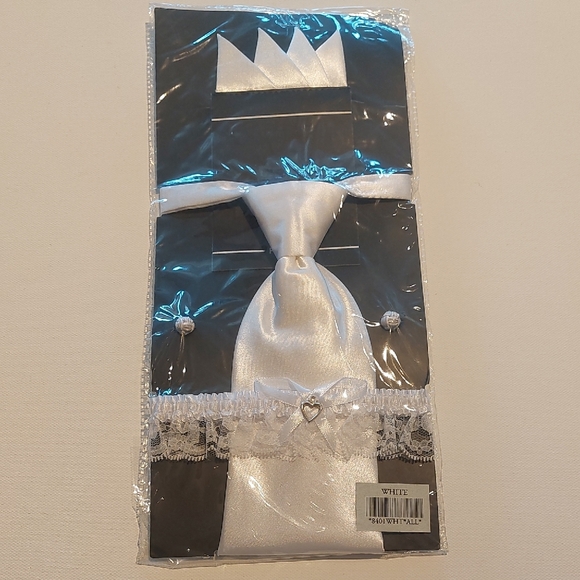 Necktie/Pocket Square/Garter/Cuff Links - Picture 1 of 2